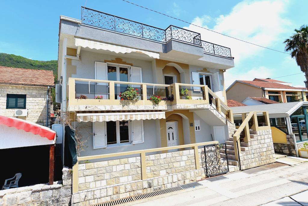 Apartment Sm Херцег-Нови Номер фото